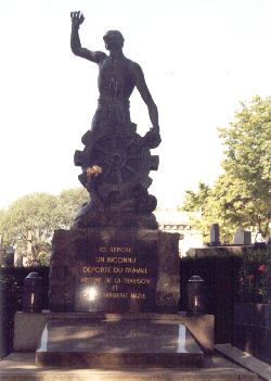 Le monument du P&egrave;re Lachaise